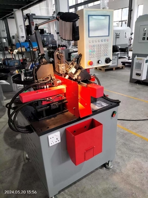 M4-M10 6 Axis High Precision CNC Helicoil Spring Making Machine สําหรับการใส่เส้นใยสาย