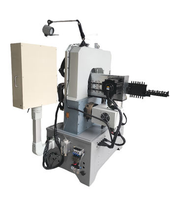 แคม CNC เครื่องทําสปริง 1.0-4.0 มิลลิเมตร เครื่องปั่นสปริงด้วย Sanyo Servo Motor