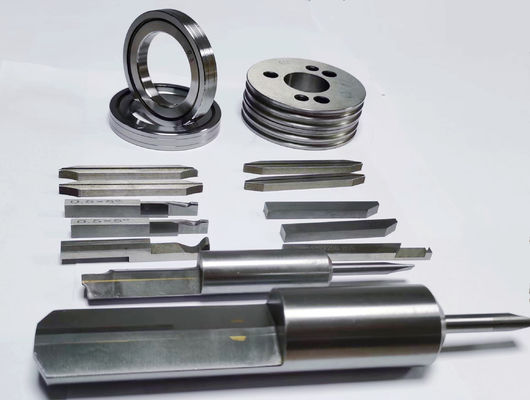 เครื่องทำสปริง CNC Camless, เครื่องขึ้นรูปลวด 12 แกน