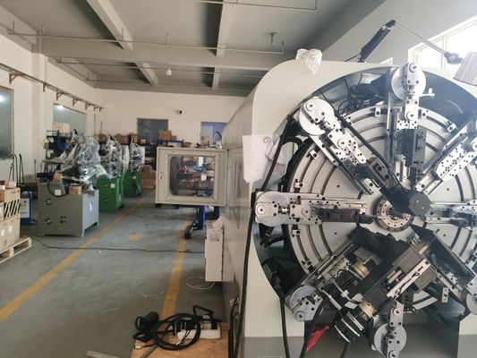 เครื่องขดสปริง CNC มัลติฟังก์ชั่นพร้อมระบบคอยล์หมุนลวด